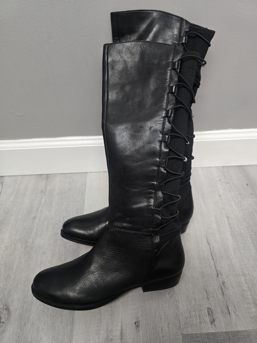 Women’s B Makowsky Black Leather/Stretch Calf Textile Knee-High Boot 9.5 M